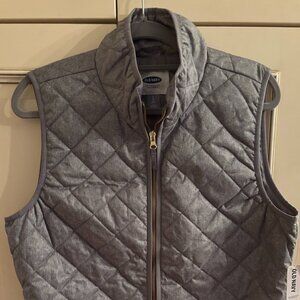 NWT, Old Navy Grey Quilted Vest, Size Large/Tall